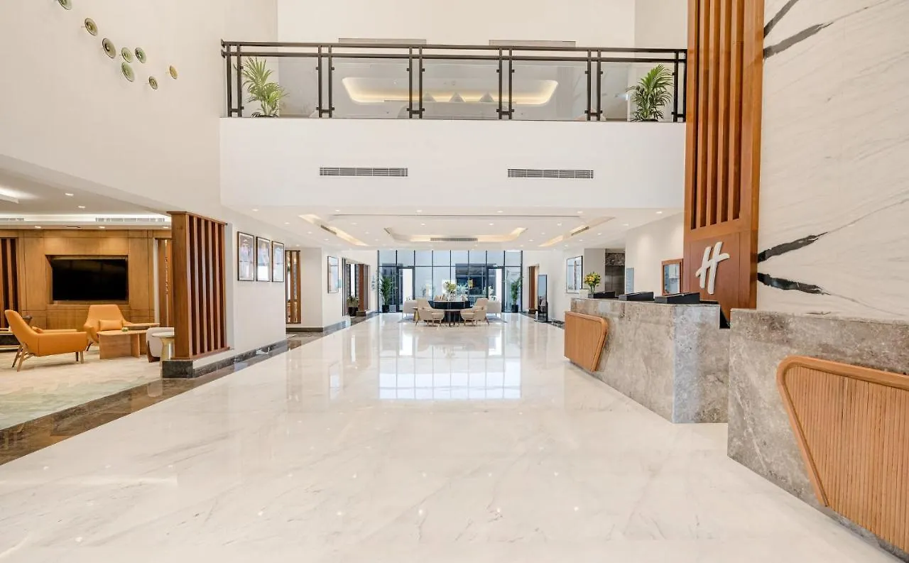 Holiday Inn Riyadh The Business District By Ihg Hotel